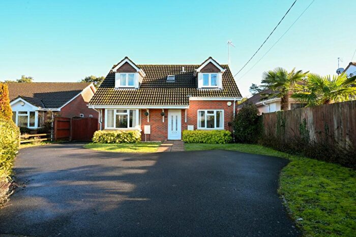 4 Bedroom Detached House For Sale In Braeside Road, St Leonards And St Ives, BH24