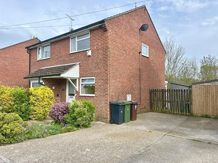 2 Bedroom Semi-Detached House For Sale In Stevens Close, Bexhill-On-Sea, TN39