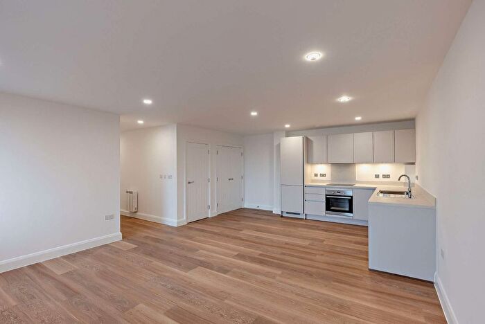 2 Bedroom Flat To Rent In Pegasus Way, Haddenham, HP17