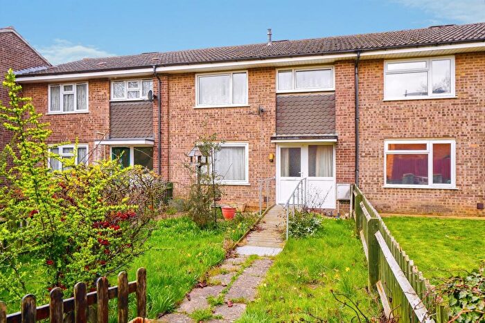2 Bedroom Terraced House For Sale In High Furlong, Banbury, OX16