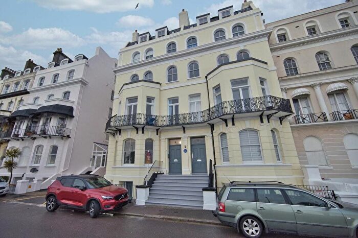 2 Bedroom Flat To Rent In Marine Parade, Folkestone, Kent, CT20