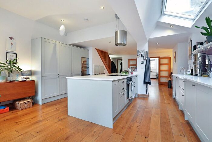 4 Bedroom Terraced House For Sale In Ommaney Road, London, SE14