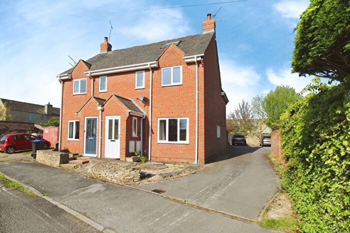 3 Bedroom Semi Detached House For Sale In Horse Fair Lane, Cricklade, SN6