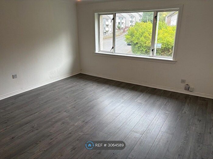 2 Bedroom Flat To Rent In Maple Drive, Johnstone, PA5