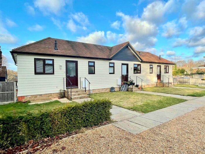 1 Bedroom Flat To Rent In Tutil Lodge, Eddystone Court, Churt, Farnham GU10