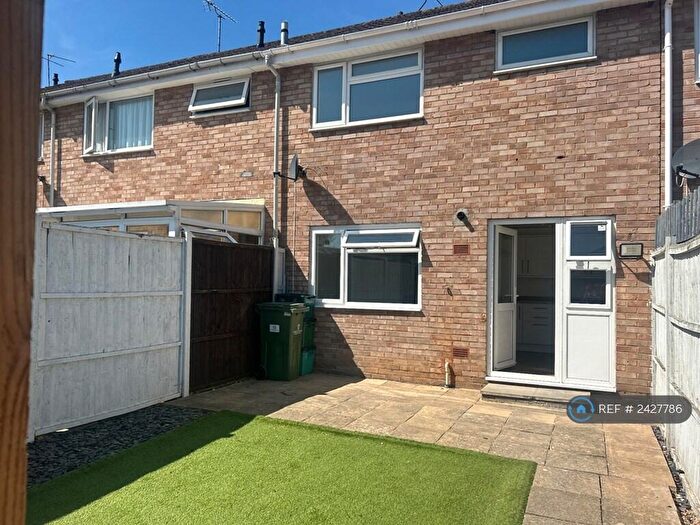 3 Bedroom Terraced House To Rent In Linwell Close, Cheltenham, GL50