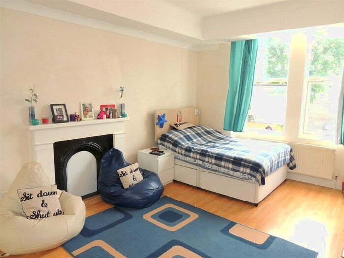 1 Bedroom Property To Rent In Parchmore Road, Thornton Heath, CR7