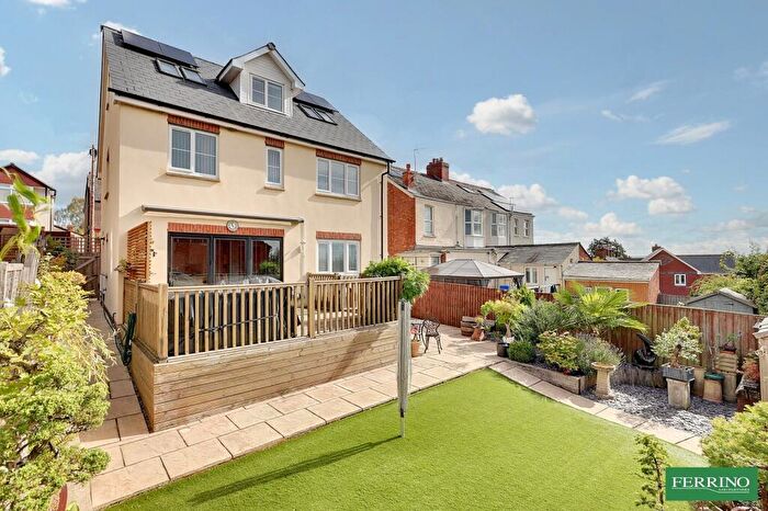 4 Bedroom Detached House For Sale In Grove Road, Lydney, Gloucestershire., GL15