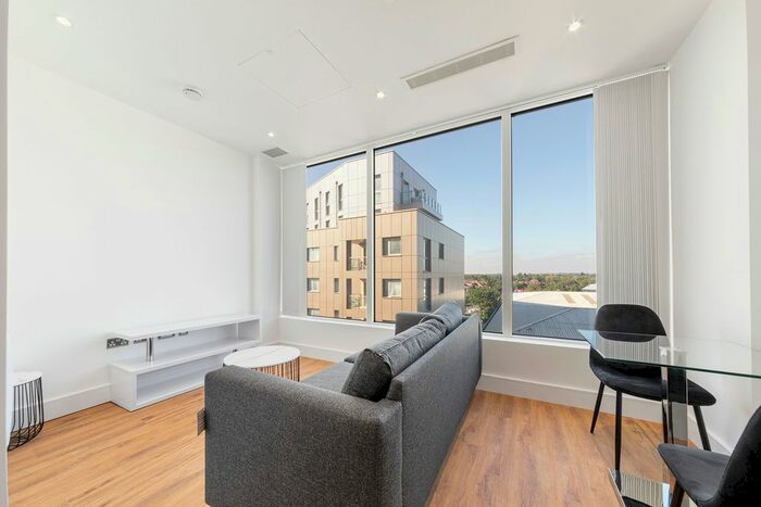 Studio To Rent In Westgate House, West Gate, London, W5