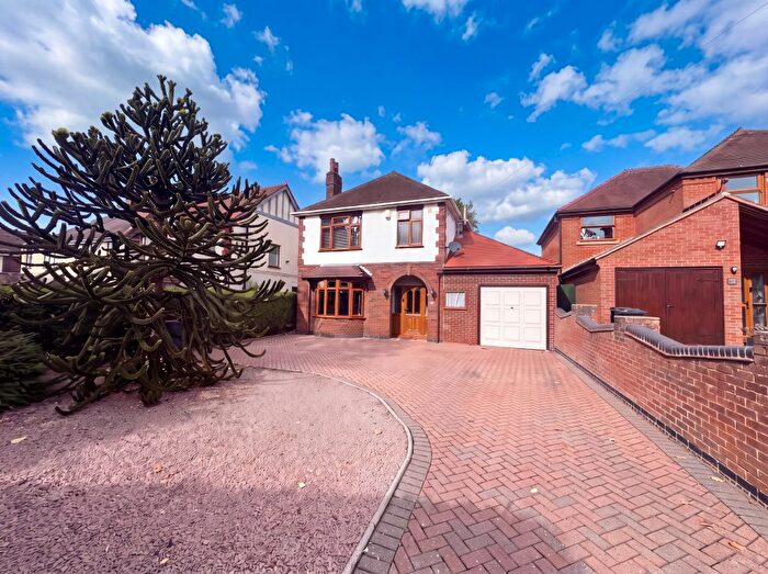 3 Bedroom Detached House For Sale In Hinckley Road, Nuneaton, CV11