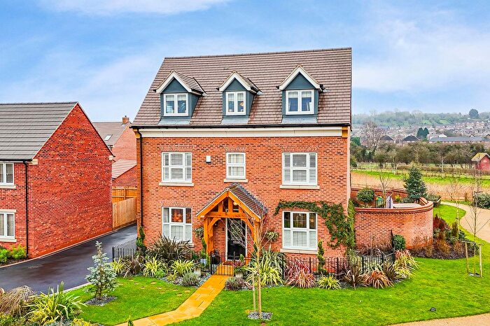 5 Bedroom Detached House For Sale In Hallam Drive, Radcliffe-On-Trent, NG12