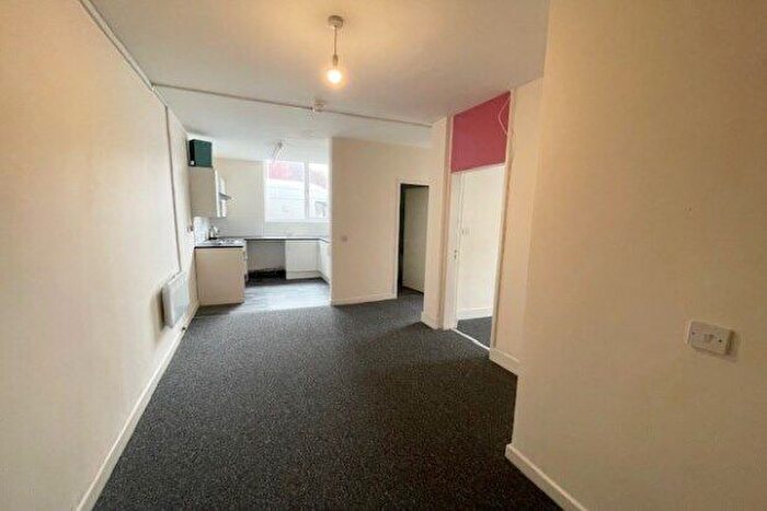 2 Bedroom Flat To Rent In King Street, Walsall, WS1