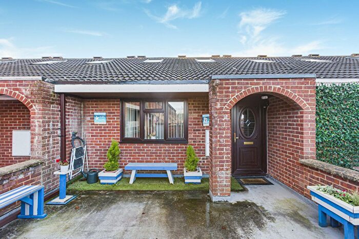 2 Bedroom Maisonette For Sale In Savile Way, Wantage, OX12