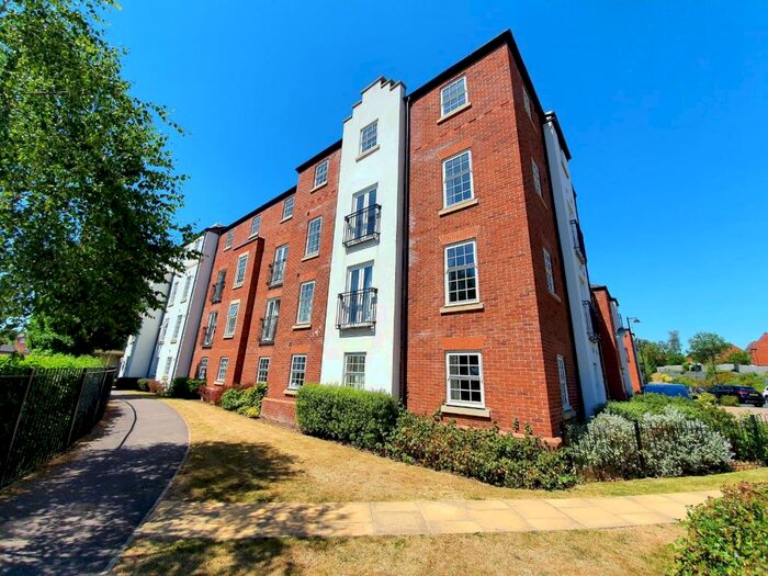 2 Bedroom Flat To Rent In Duckery Wood Walk, Birmingham, B43