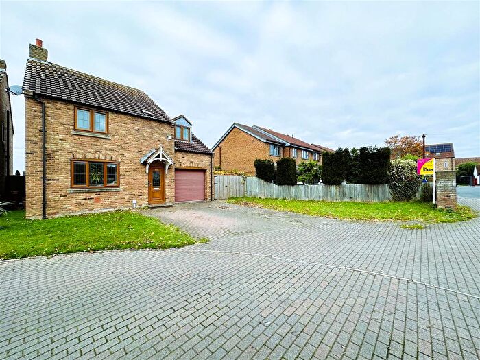 4 Bedroom Detached House For Sale In Park Avenue, Barlow, Selby, YO8