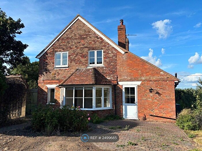 3 Bedroom Detached House To Rent In Lower Road, Tenterden, TN30