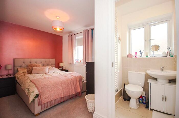 3 Bedroom Terraced House For Sale In Juniper Way, Eden Park, Rugby, CV21