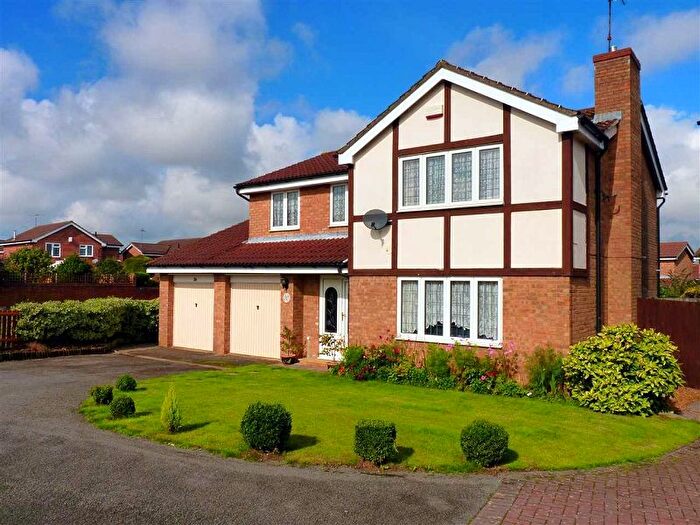 4 Bedroom Detached House To Rent In Medway Drive, Wellingborough, Northamptonshire., NN8