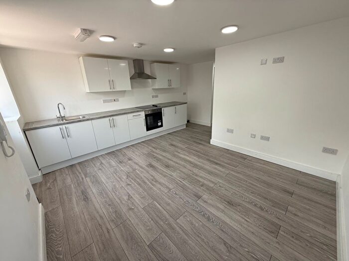 1 Bedroom Flat To Rent In Cannock Road, Wolverhampton, WV10