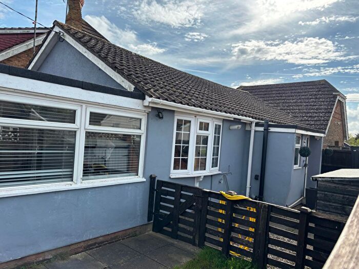 2 Bedroom Detached House For Sale In Beachy Drive, St. Lawrence, Southminster, CM0