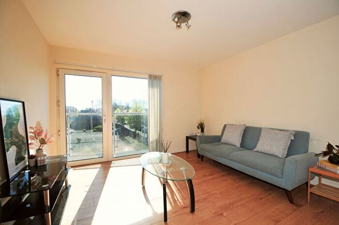 2 Bedroom Flat To Rent In Bed Apartment – Bishops Corner, Hulme, Manchester, M15