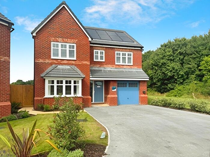 4 Bedroom Detached House For Sale In Marshalls Green, Devizes, SN10
