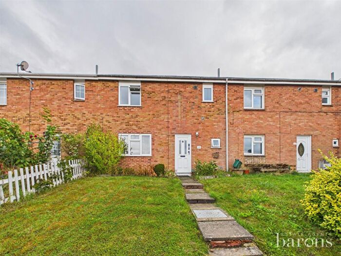 3 Bedroom Terraced House For Sale In Gainsborough Road, Black Dam, Basingstoke, RG21