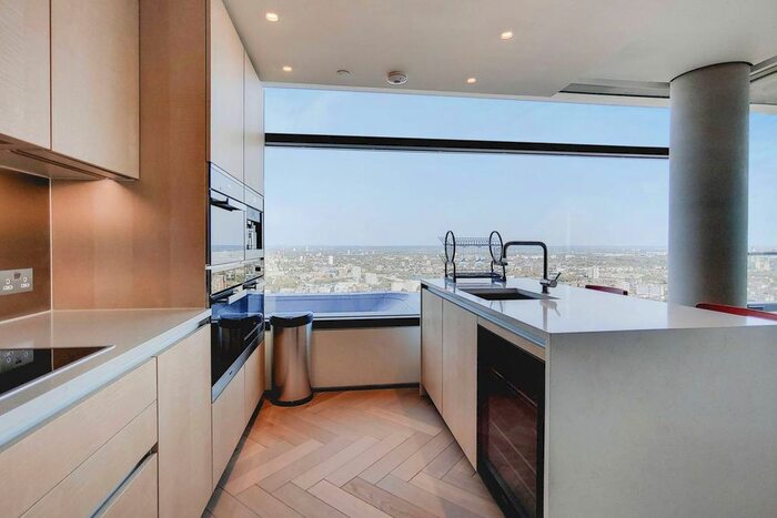 2 Bedroom Flat To Rent In Worship Street, City, London, EC2A