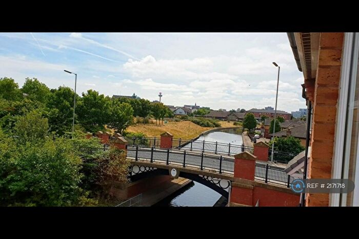 2 Bedroom Flat To Rent In Lockfields View, Liverpool, L3