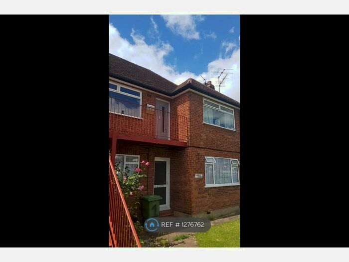 2 Bedroom Maisonette To Rent In Lawrie Court, Harrow HA3