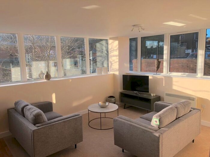 1 Bedroom Flat To Rent In Castle Court, The Minories, Dudley, DY2