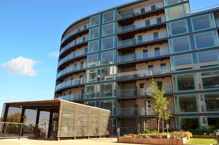 1 Bedroom Apartment To Rent In Vantage Building, Station Approach, Hayes, UB3