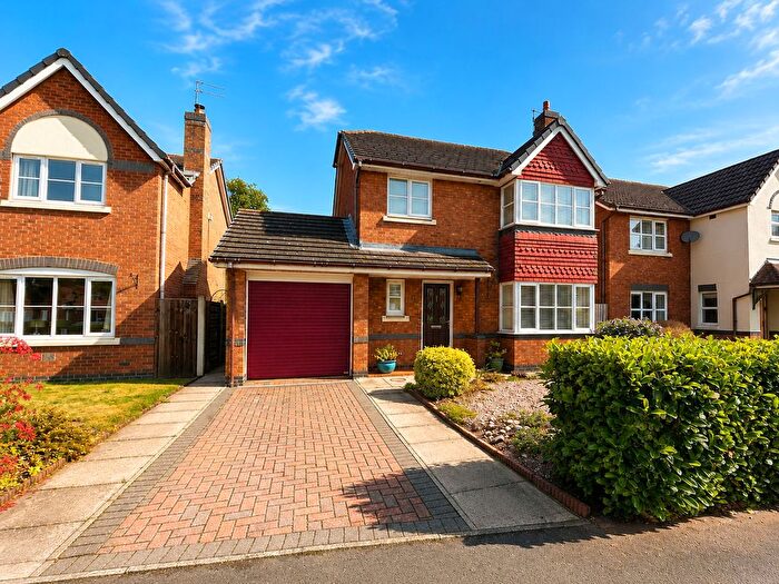 3 Bedroom Detached House For Sale In Hawthorn Close, Holmes Chapel, CW4