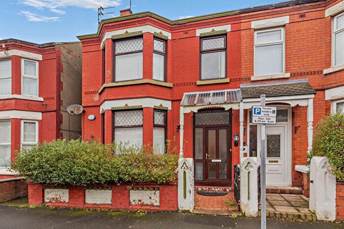 4 Bedroom Semi Detached House For Sale In Newell Road, Wallasey, CH44