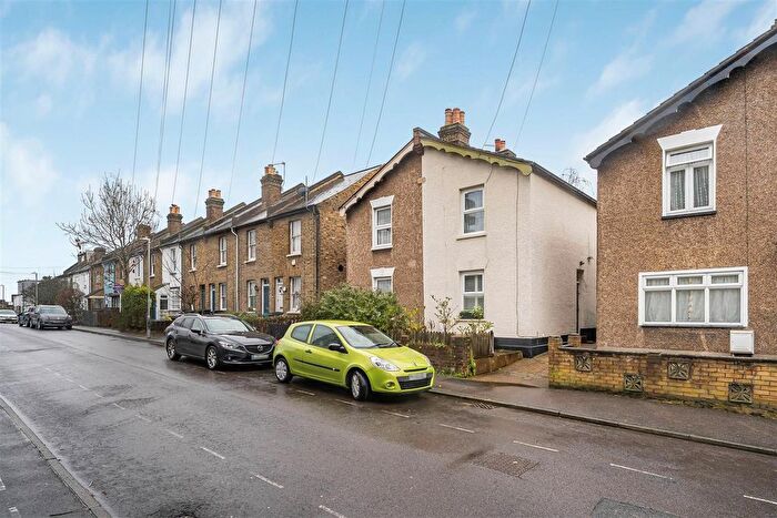 2 Bedroom Semi Detached House To Rent In Vincent Road, Kingston Upon Thames, KT1