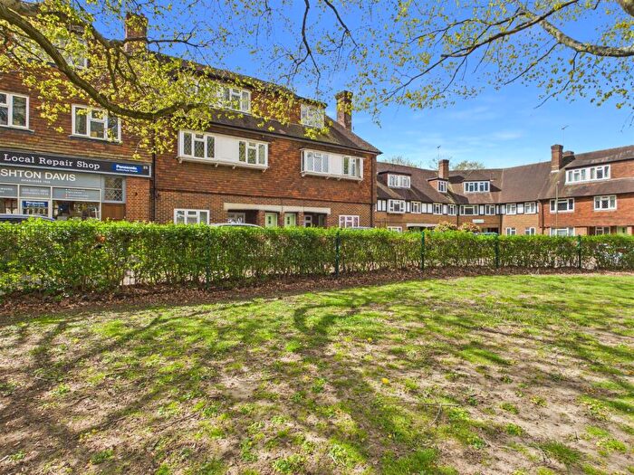 3 Bedroom Block Of Apartments To Rent In Manor Court, Station Approach, Esher, KT10