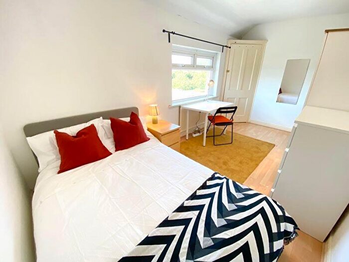 1 Bedroom House To Rent In Lockleaze Road, Bristol, BS7