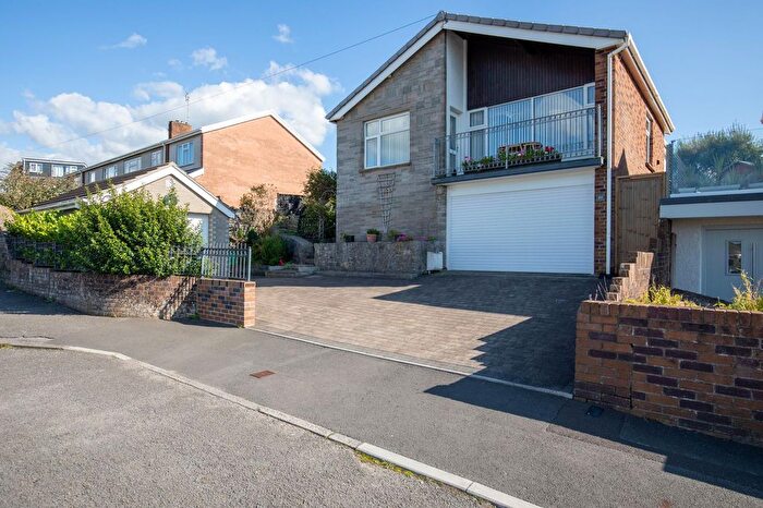 3 Bedroom Detached Bungalow For Sale In Bridgend Road, Porthcawl, CF36