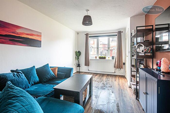 2 Bedroom Semi-Detached House For Sale In Fretson Road South, Sheffield, S2