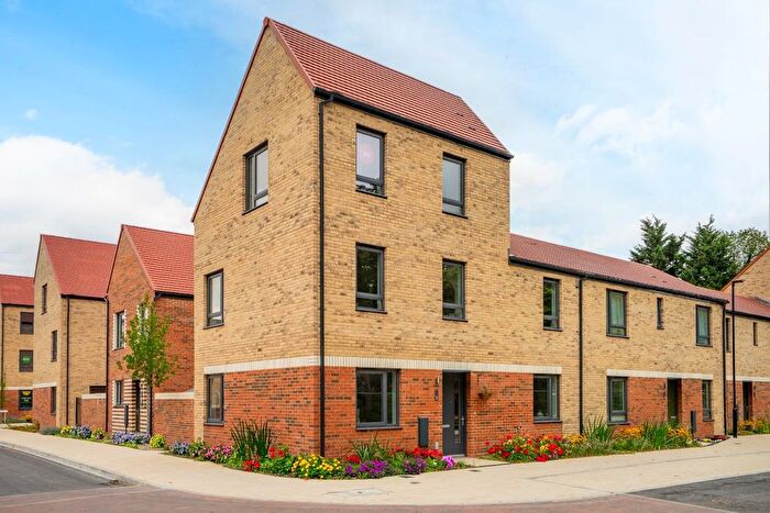 4 Bedroom Semi-detached House For Sale In Cocoa Gardens, Wigginton Road, York, YO31