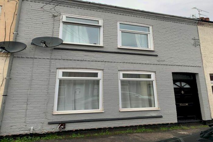 3 Bedroom Terraced House To Rent In Kingsley Road, Ellesmere Port CH65