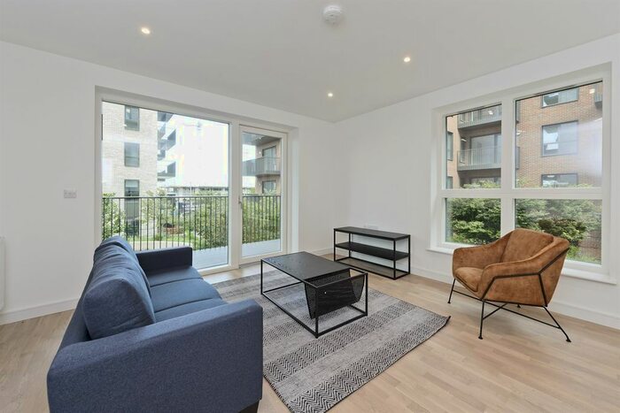 2 Bedroom Flat To Rent In Watson House, The Green Quarter, Southall, UB1