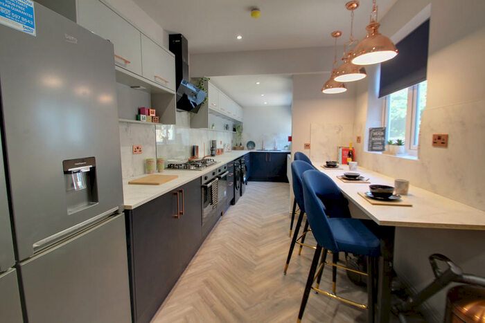 4 Bedroom Terraced House To Rent In Connaught Street, Leicester, LE2