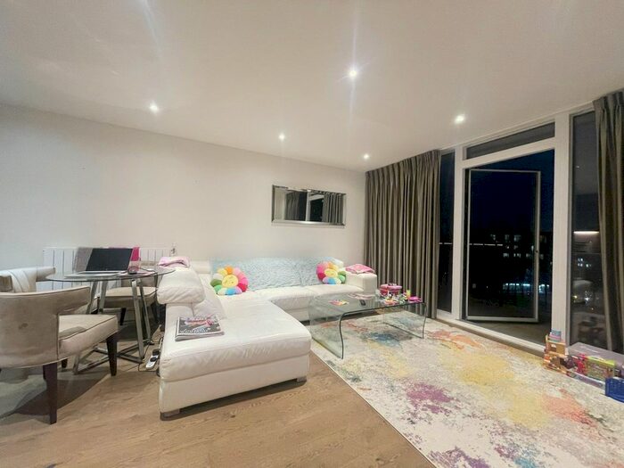 2 Bedroom Flat To Rent In Minotaur House, Thunderer Walk, Woolwich, London, SE18