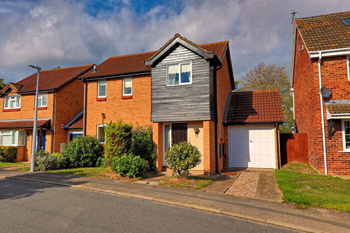 3 Bedroom Detached House For Sale In Limbourne Drive, Heybridge, Maldon, Essex, CM9