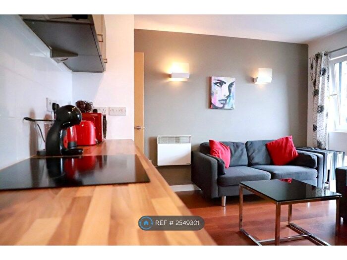 1 Bedroom Flat To Rent In Upper Allen Street, Sheffield, S3