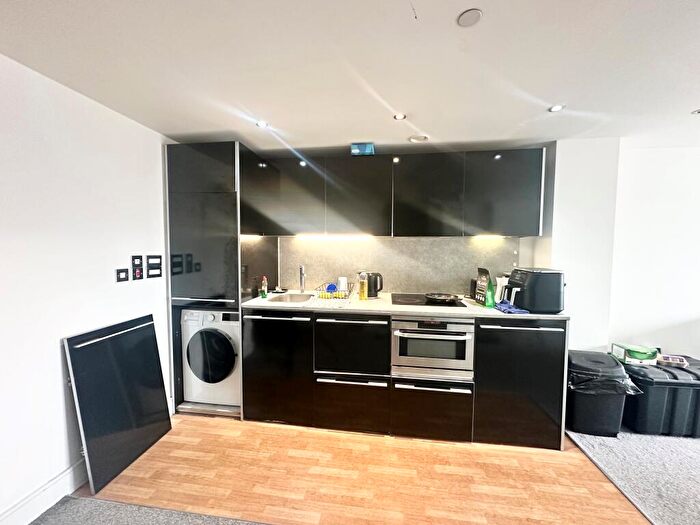 2 Bedroom Apartment To Rent In The Litmus Building, Nottingham, NG1