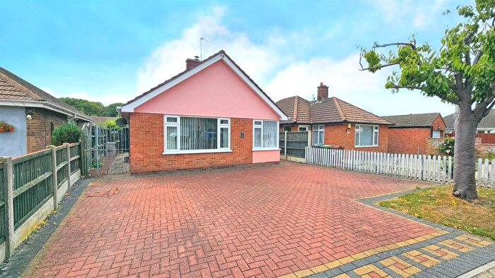 2 Bedroom Detached Bungalow For Sale In Elmhurst Close, Gorleston, NR31