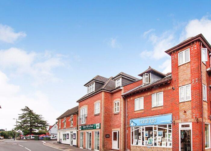3 Bedroom Flat For Sale In Shore Road, Warsash, SO31