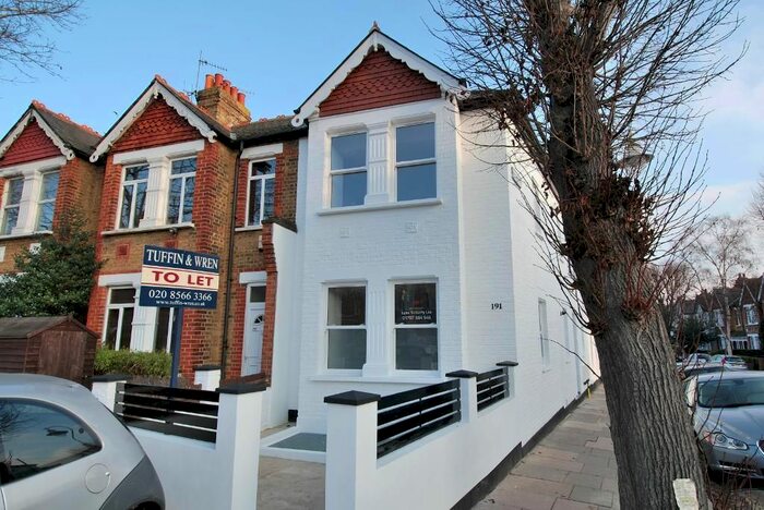 1 Bedroom Flat To Rent In Northfield Avenue, Ealing, London W13